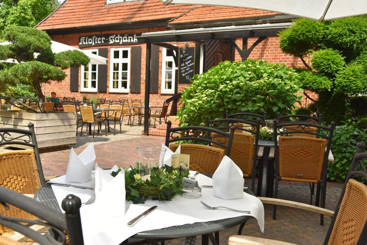 Klosterschaenke Hude Hotel Ferienwohnungen Restaurant Cafe 外观 照片