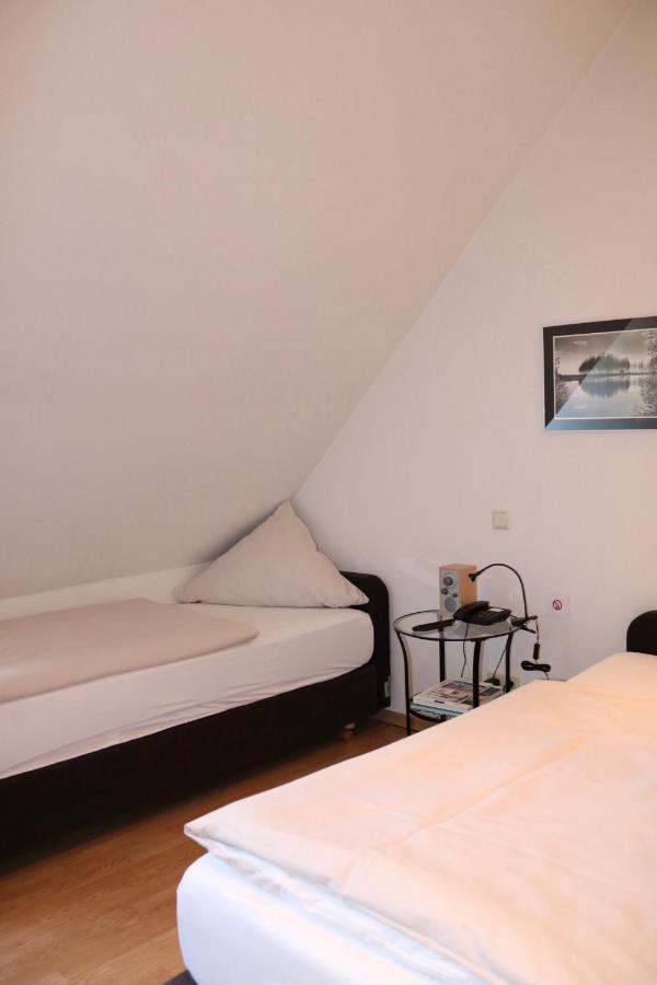Klosterschaenke Hude Hotel Ferienwohnungen Restaurant Cafe 外观 照片
